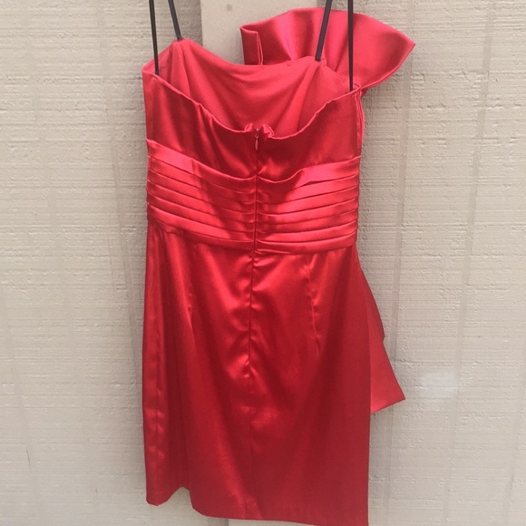 Sz 3/4 Josh & Jazz Red Strapless Formal Mini - Picture 5 of 5